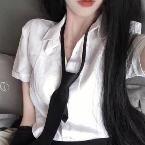 关上的门